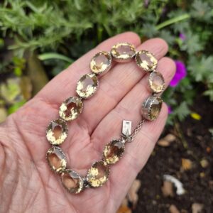 Art Deco 1930s silver and 12 impressive pale lemon citrines bracelet